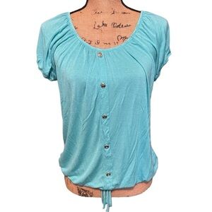 Modern Attraction Women’s Top Size M.